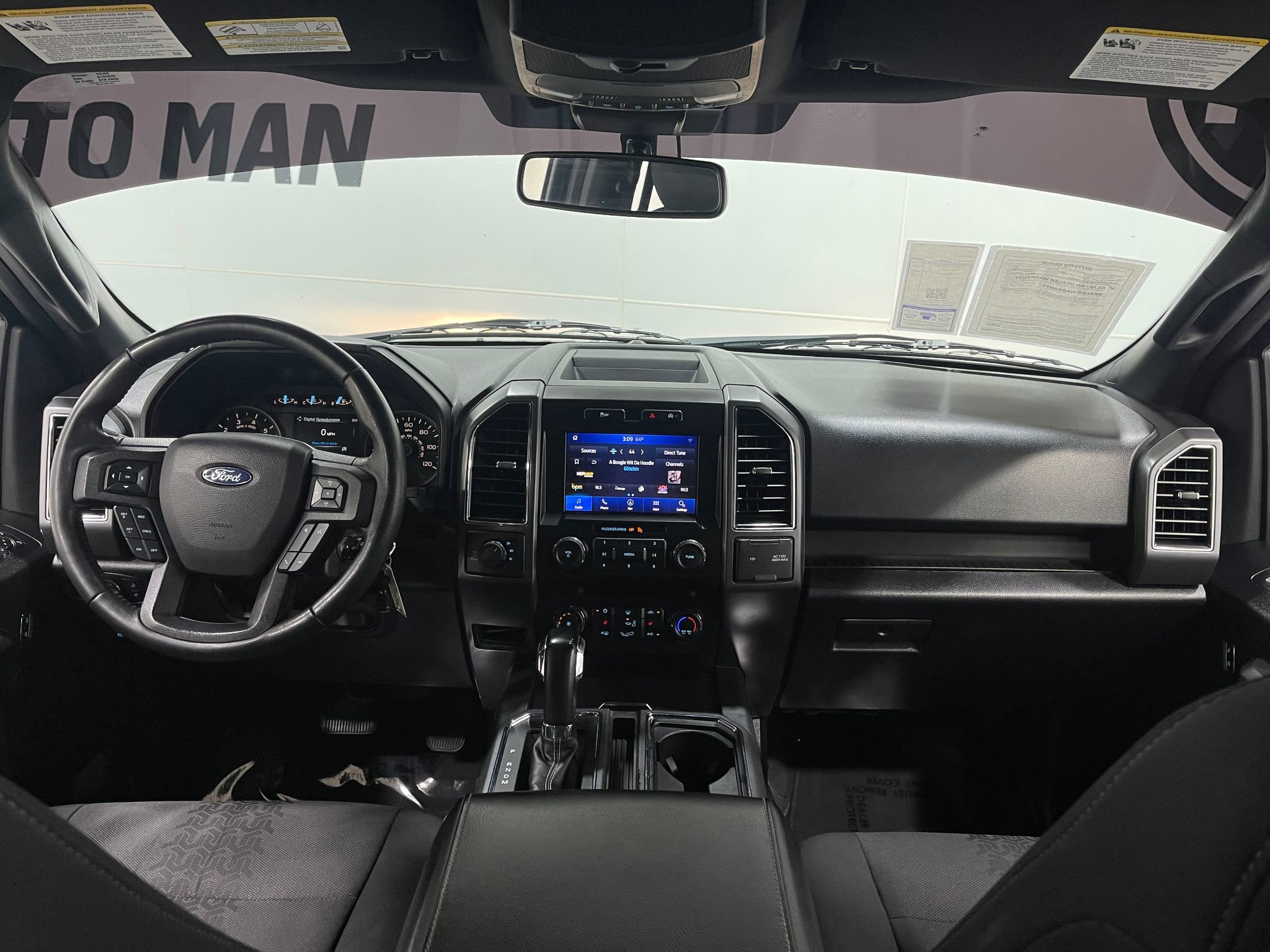 Used 2020 Ford F150 XLT w/ Equipment Group 302A Luxury AWD/4WD image 18
