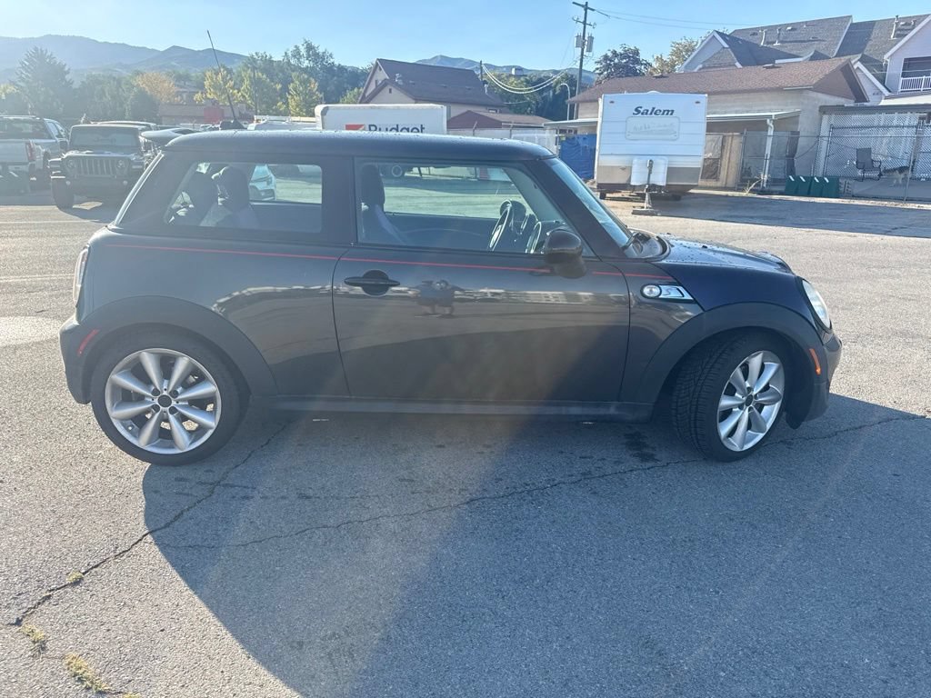 Used 2011 MINI Cooper S FWD image 4