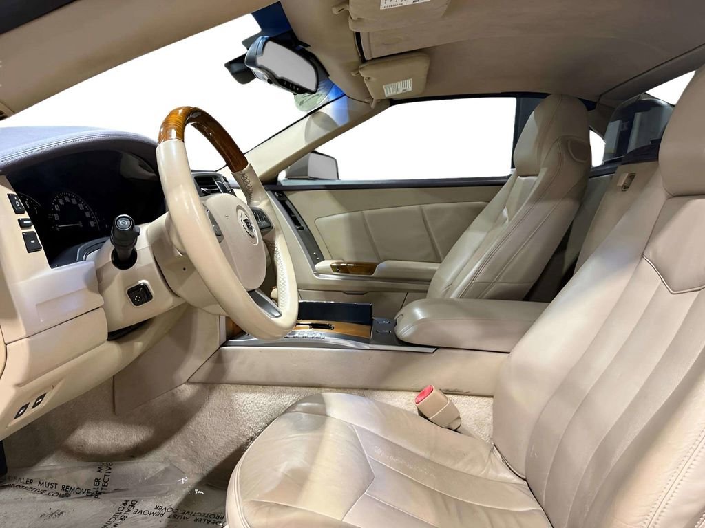 Used 2008 Cadillac XLR RWD image 18