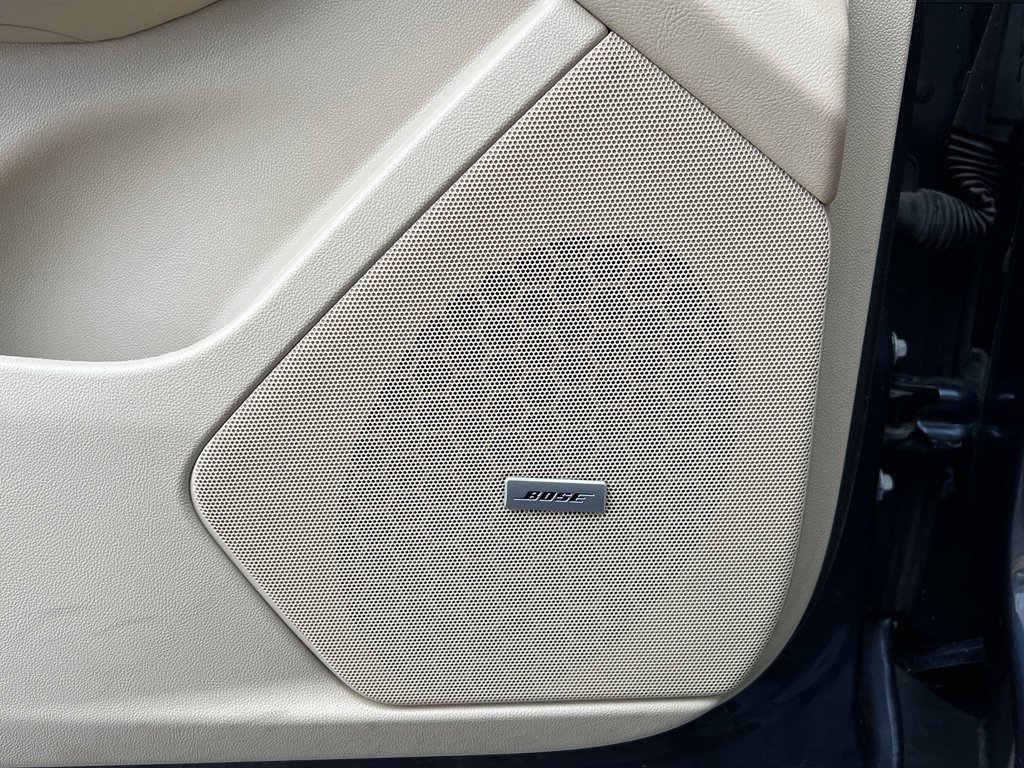 Used 2019 Cadillac XT5 AWD image 14