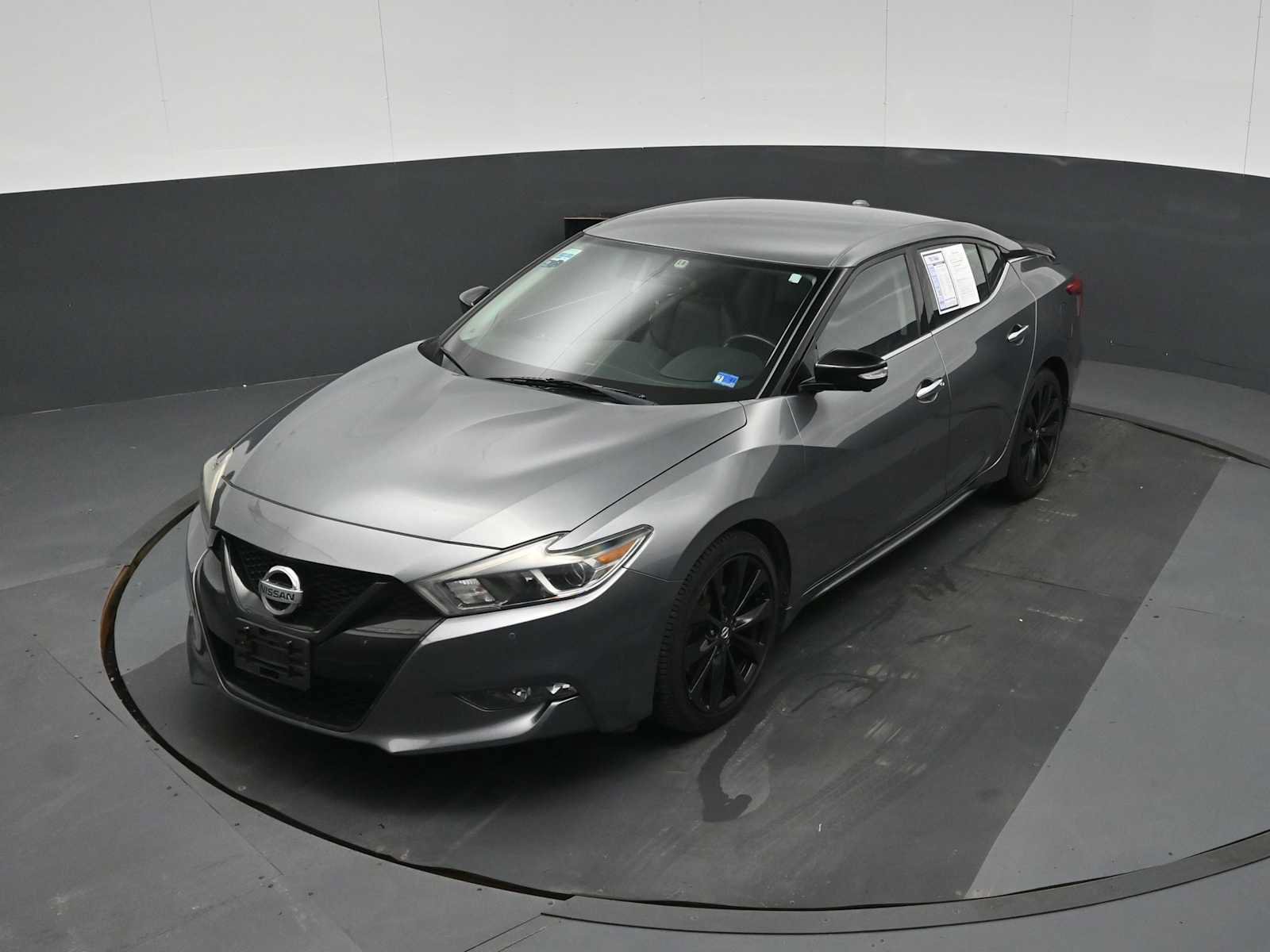 Used 2018 Nissan Maxima SR w/ Midnight Edition FWD image 18