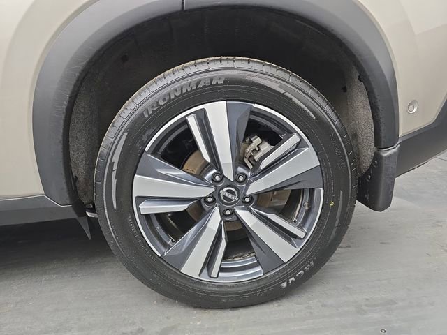 Used 2023 Nissan Rogue Platinum w/ Platinum Premium Package AWD/4WD image 16