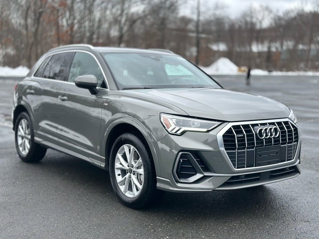 Used 2025 Audi Q3 2.0T Premium w/ Convenience Package image 10