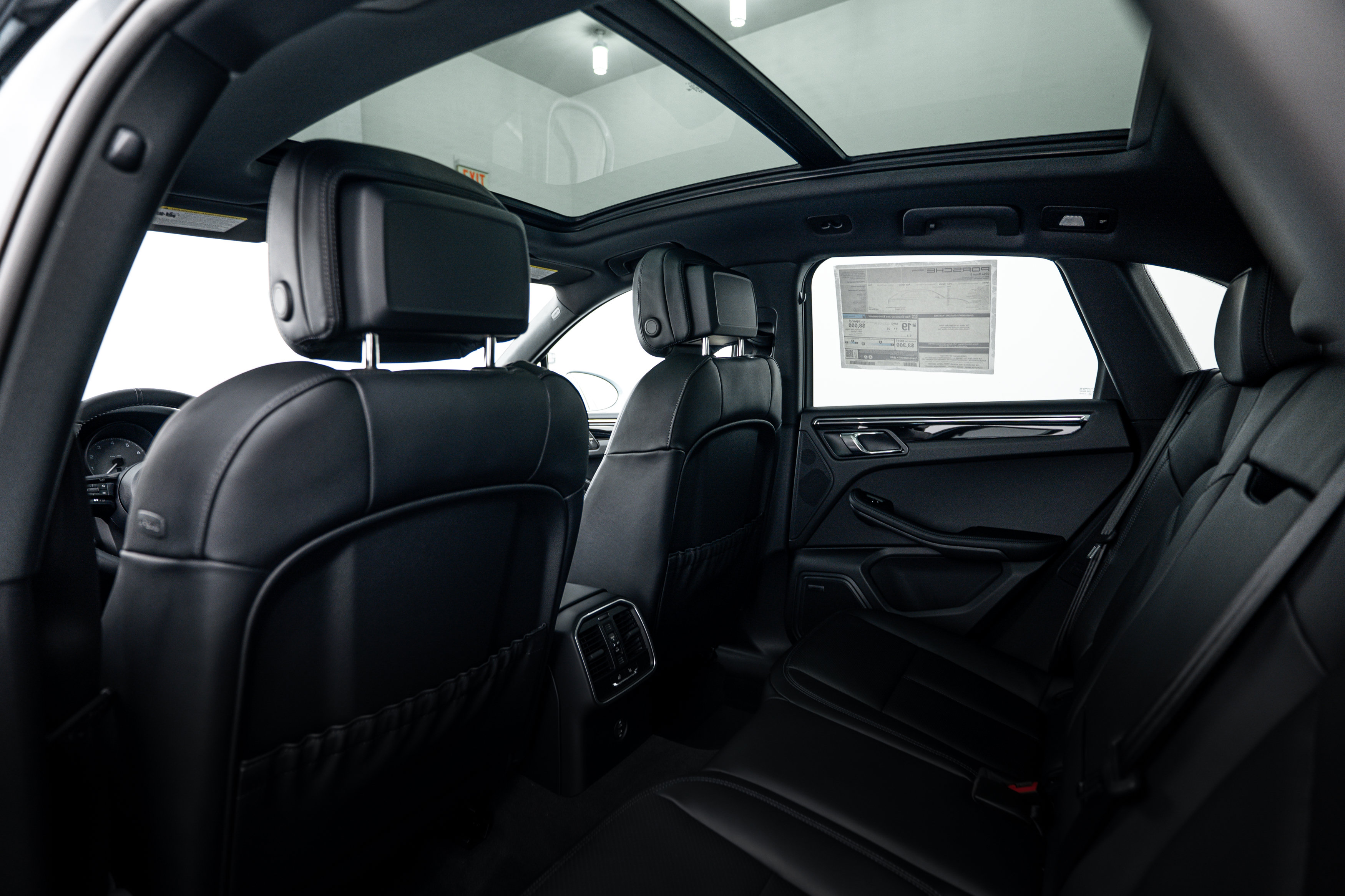 Certified 2026 Porsche Macan S AWD/4WD image 24