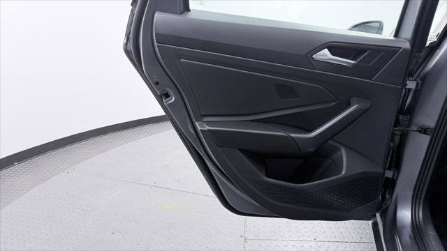 Used 2025 Volkswagen Jetta Sport FWD image 16