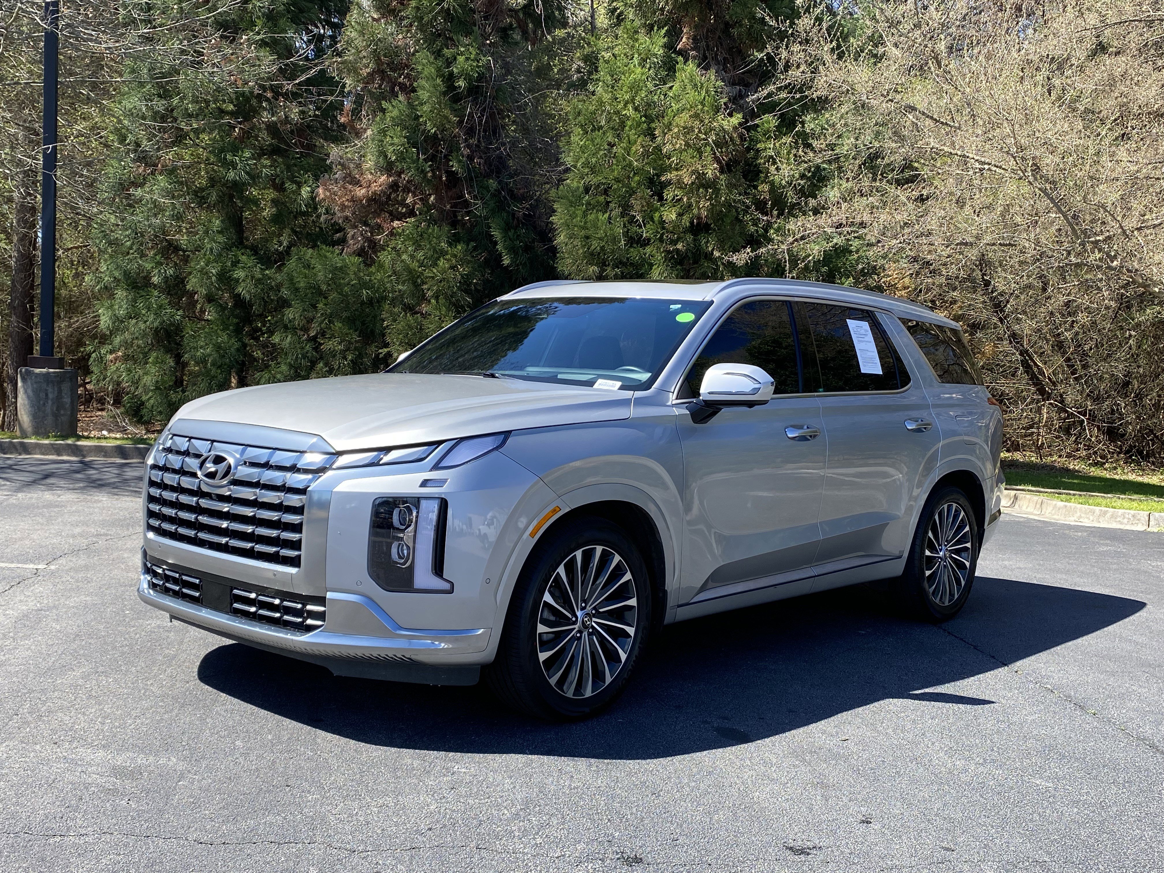 Used 2023 Hyundai Palisade Calligraphy image 5
