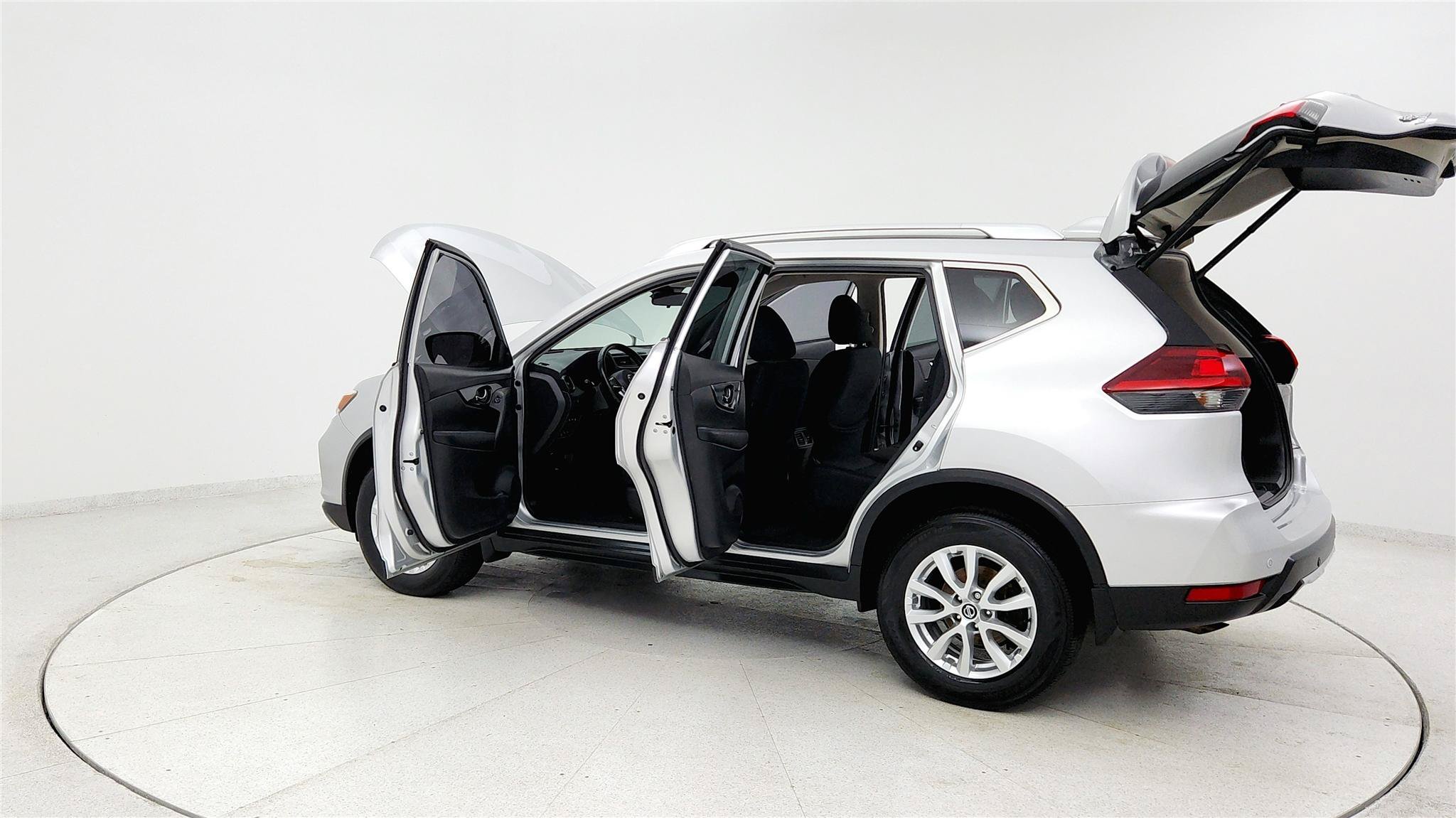 Used 2020 Nissan Rogue SV AWD/4WD image 32