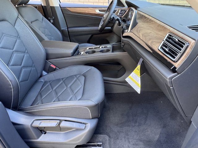 New 2026 Volkswagen Atlas SE image 15