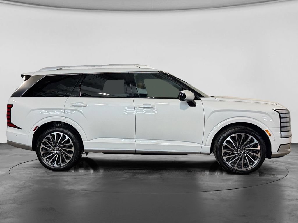 Used 2026 Hyundai Palisade Calligraphy AWD/4WD image 4