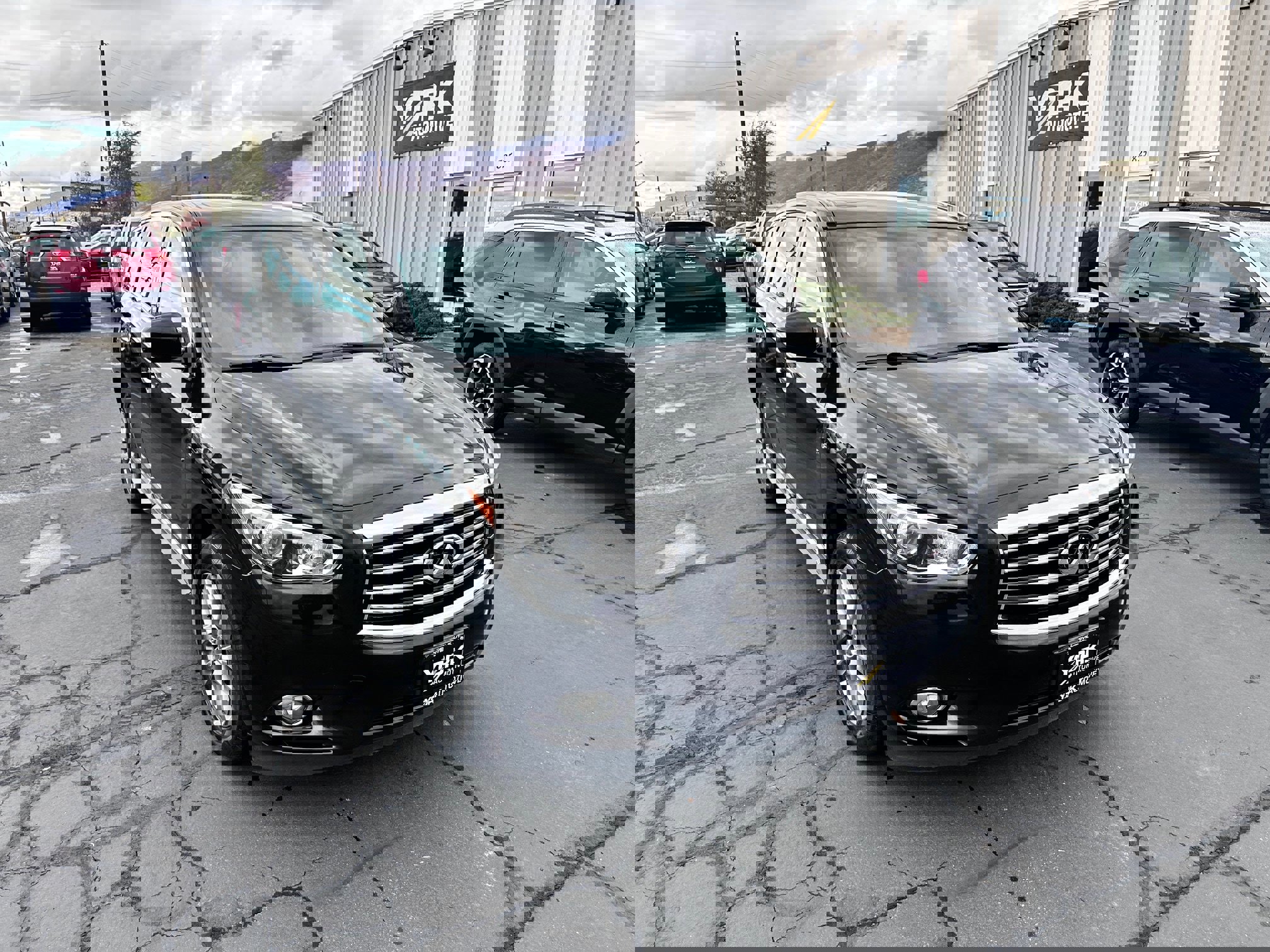 Used 2015 INFINITI QX60 Luxe image 1