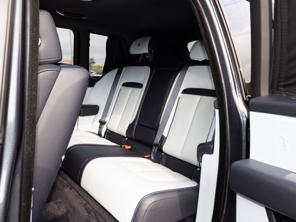 Certified 2022 Rolls-Royce Cullinan w/ Cullinan Package AWD/4WD image 58