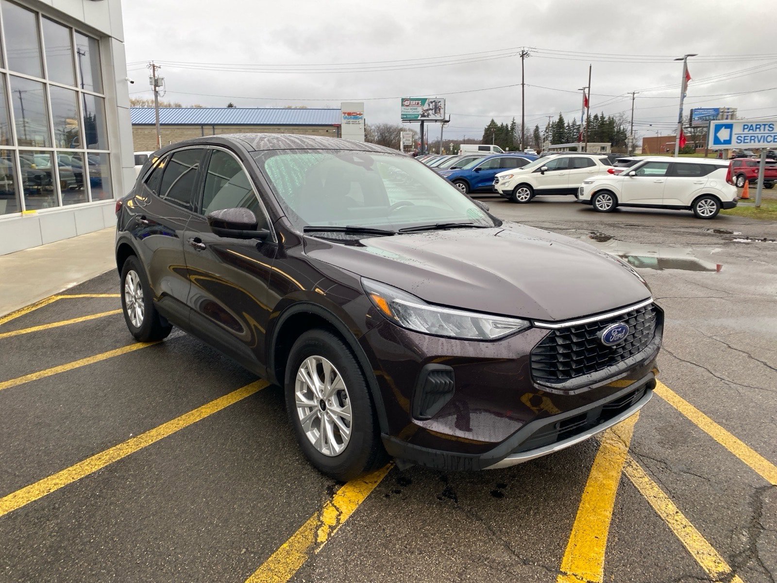 Used 2023 Ford Escape Active w/ Tech Pack #2 AWD/4WD image 7