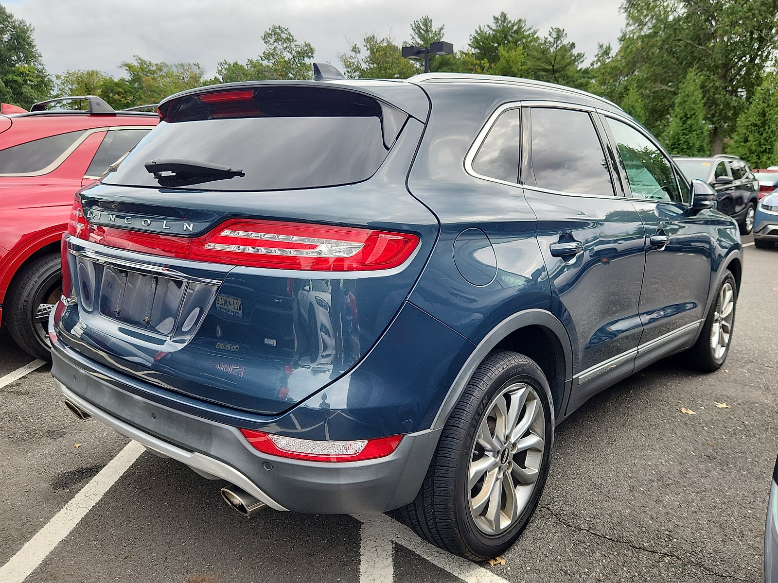 Used 2019 Lincoln MKC Select w/ Select Plus Package AWD/4WD image 10