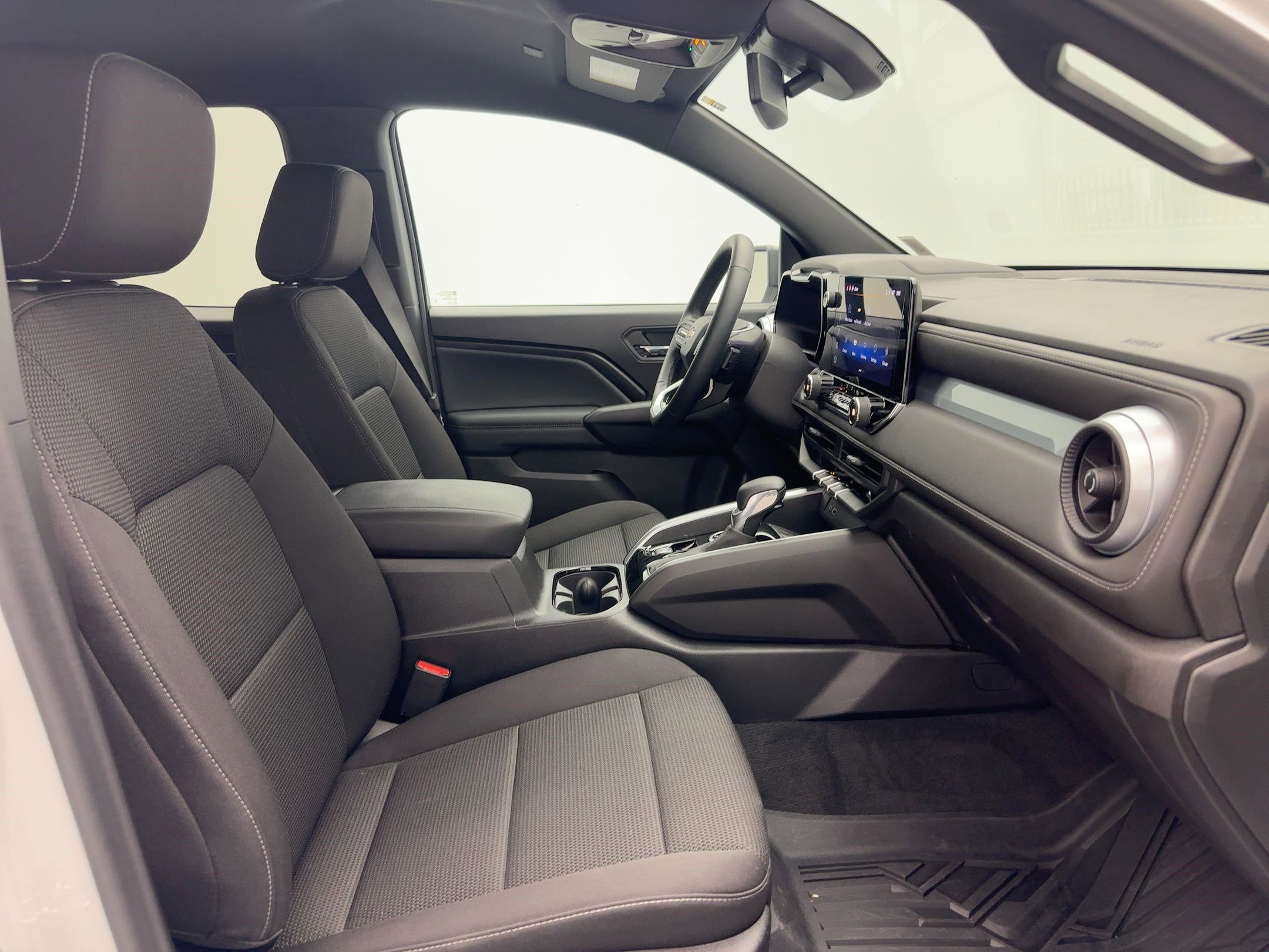 New 2025 Chevrolet Colorado LT w/ Advanced Trailering Package image 29