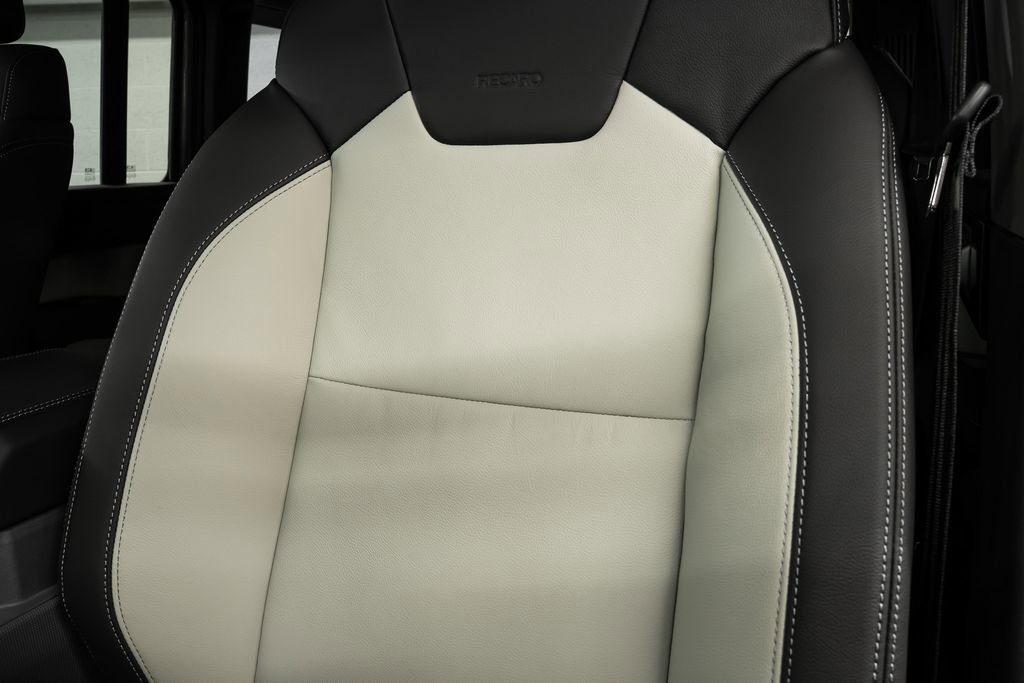 Used 2025 INEOS Grenadier Fieldmaster Edition image 35