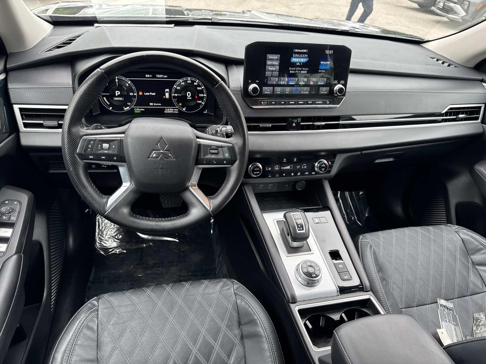 Used 2023 Mitsubishi Outlander SEL AWD/4WD image 7