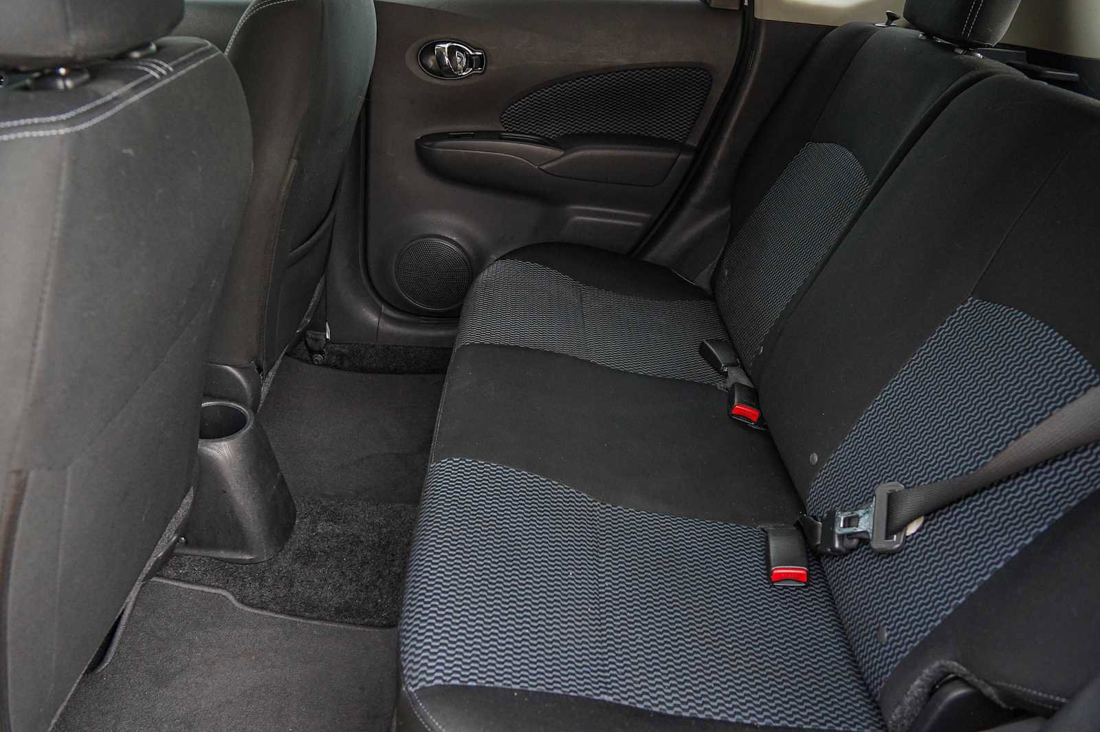 Used 2018 Nissan Versa Note SV image 28