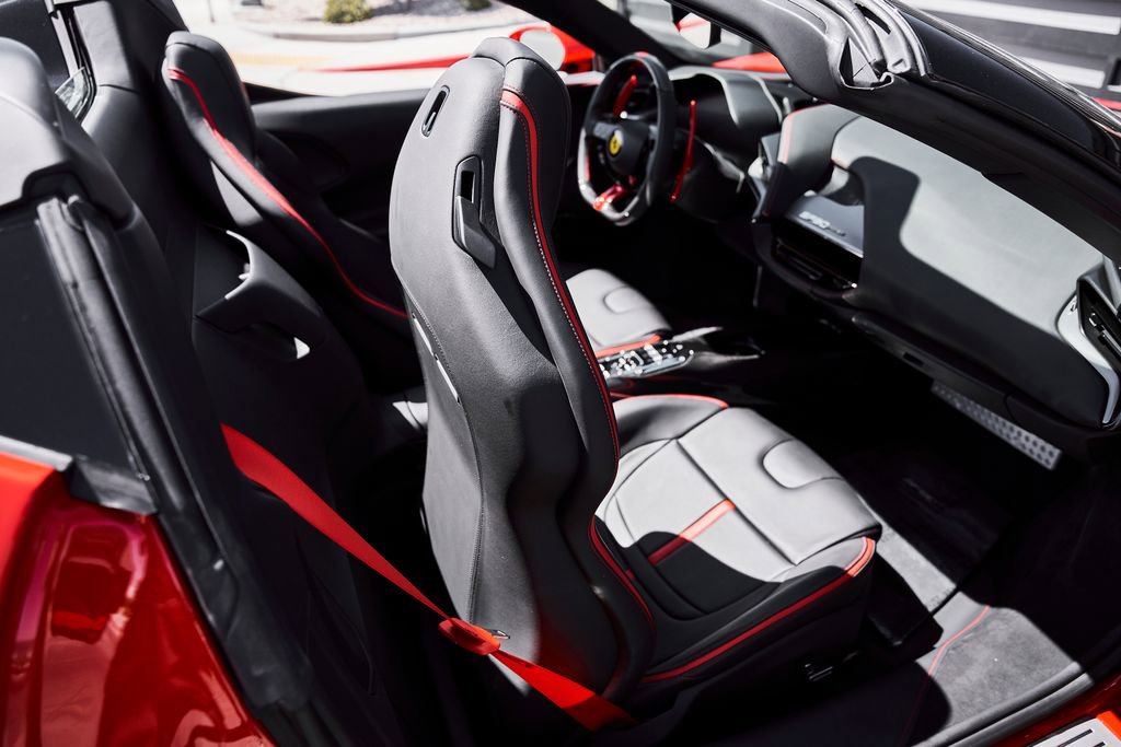 Used 2025 Ferrari SF90 Spider image 51