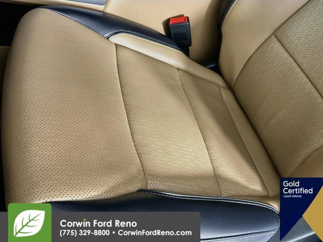 Used 2025 Ford F350 Lariat w/ Lariat Ultimate Package AWD/4WD image 24