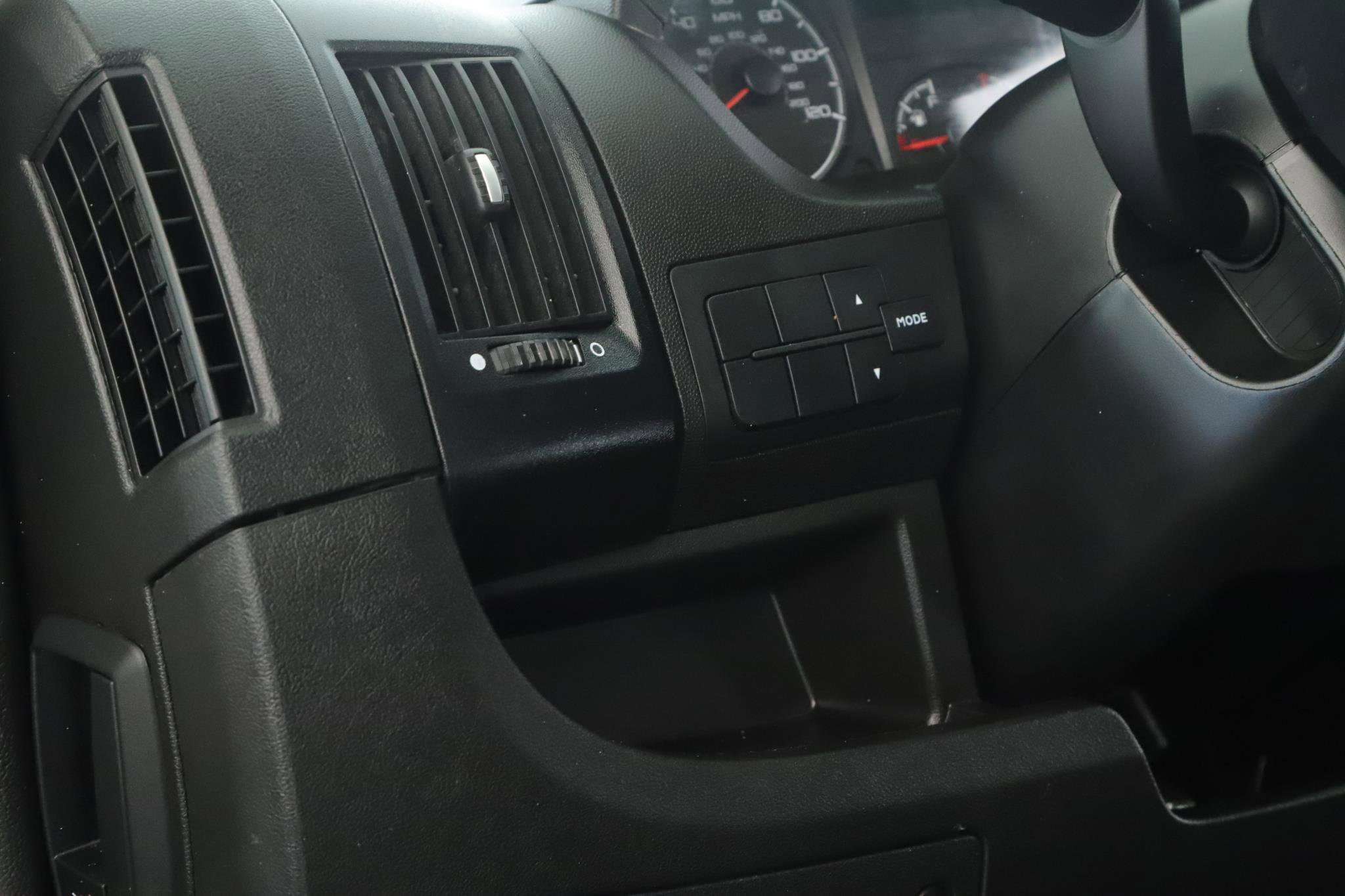 Used 2021 RAM ProMaster 1500 w/ Convenience Group image 6