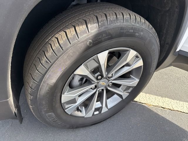 Used 2025 Chevrolet Equinox LT image 13