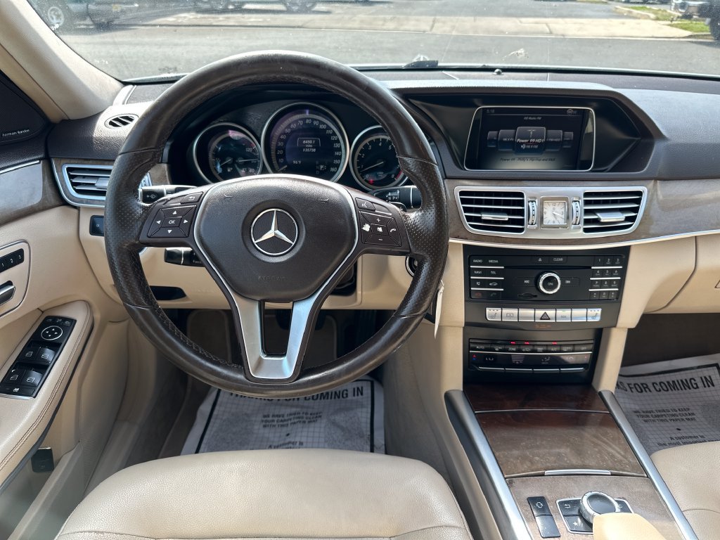 Used 2016 Mercedes-Benz E 350 4MATIC Sedan image 26