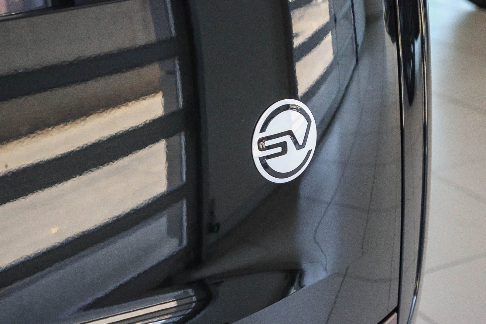 Used 2024 Land Rover Range Rover SV image 9