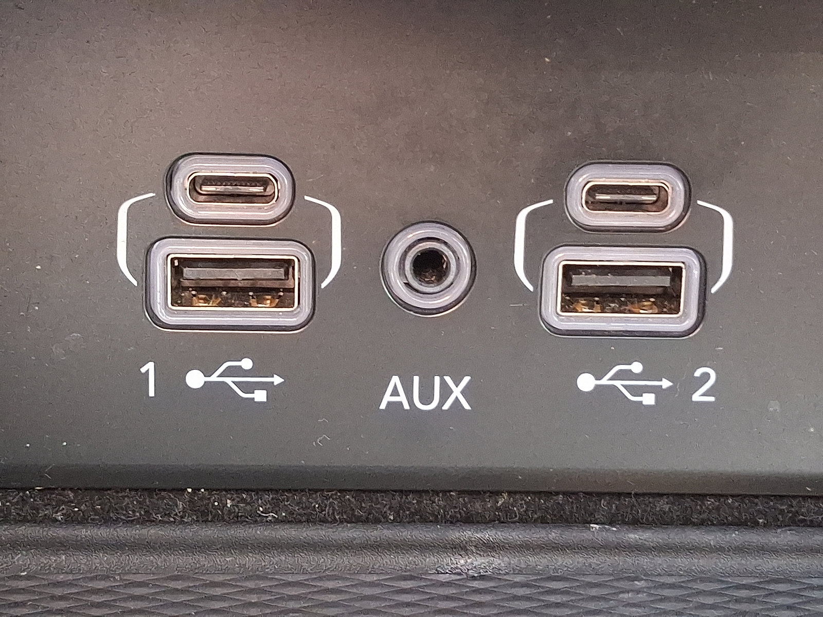 Used 2022 Jeep Grand Cherokee L Laredo image 25