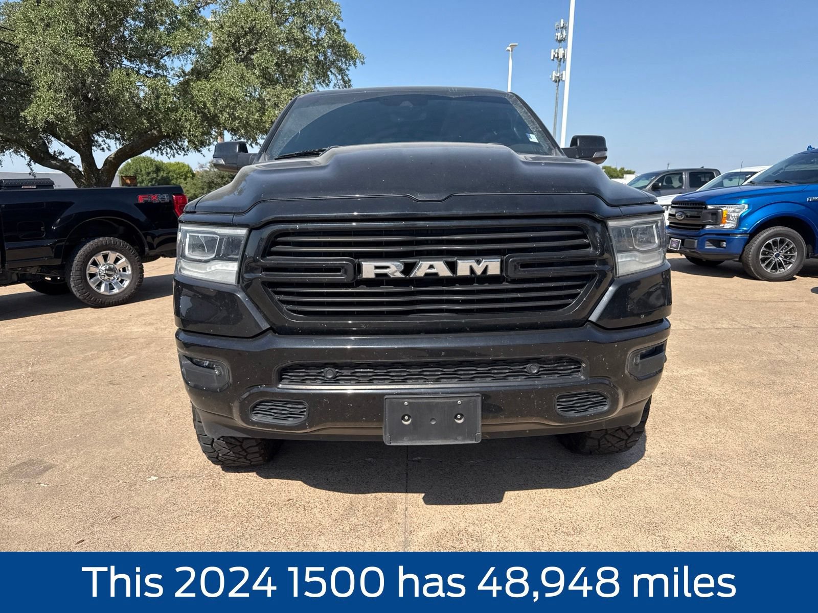 Used 2024 RAM 1500 Laramie AWD/4WD image 2