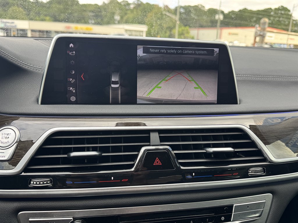 Used 2018 BMW 740i RWD image 13