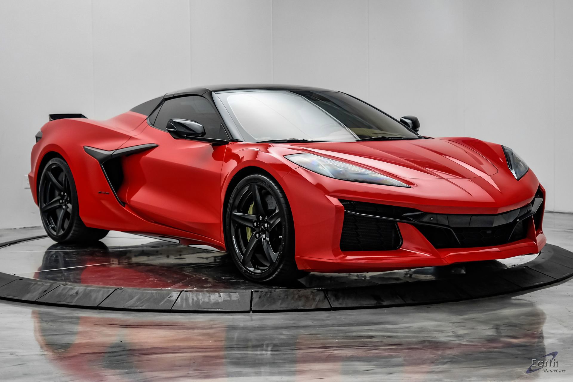 Used 2023 Chevrolet Corvette Z06 w/ Stealth Interior Trim Package image 28