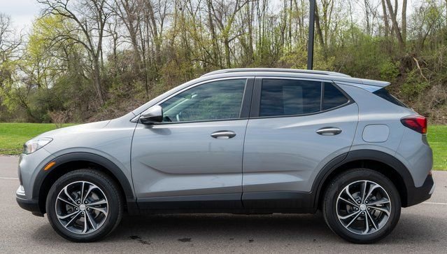 Used 2023 Buick Encore GX Select w/ Safety Package II AWD/4WD image 9