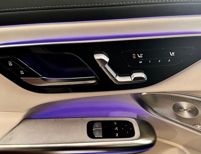 Used 2025 Mercedes-Benz CLE 300 4MATIC Coupe image 23