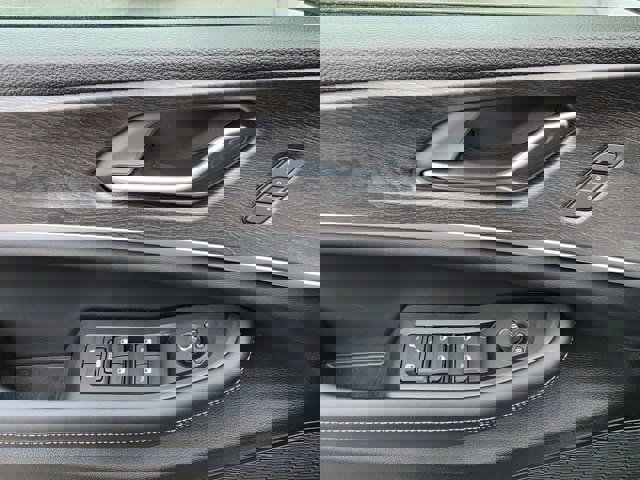 New 2025 Jeep Grand Cherokee Limited image 11