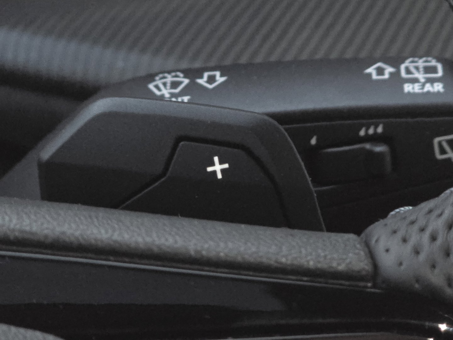 New 2025 Audi SQ5 Premium Plus image 17