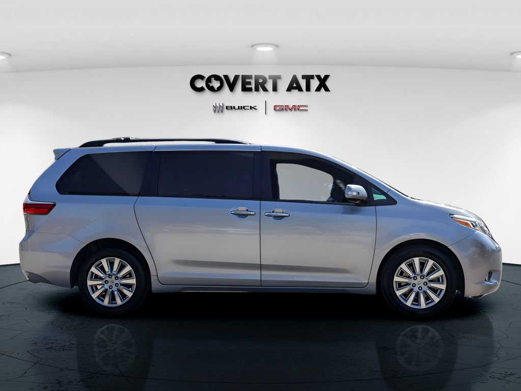 Used 2017 Toyota Sienna Limited Premium AWD/4WD image 8