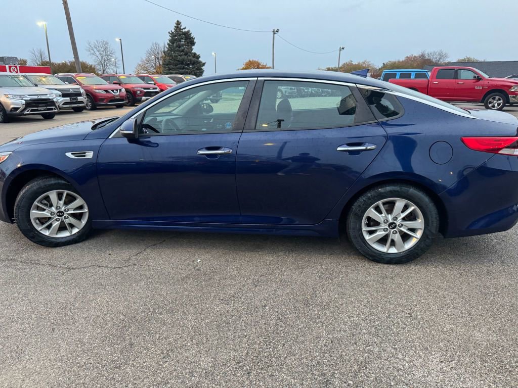 Used 2018 Kia Optima LX image 4