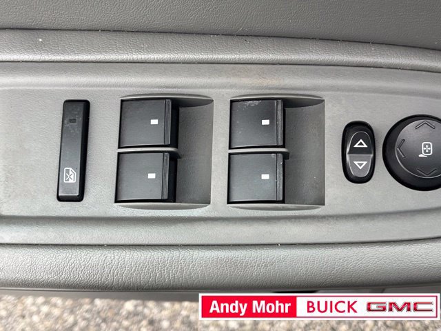 Used 2015 Chevrolet Traverse LT FWD image 24