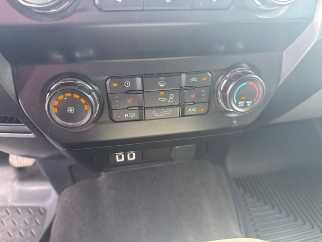 Used 2020 Ford F150 XLT w/ Equipment Group 302A Luxury AWD/4WD image 21