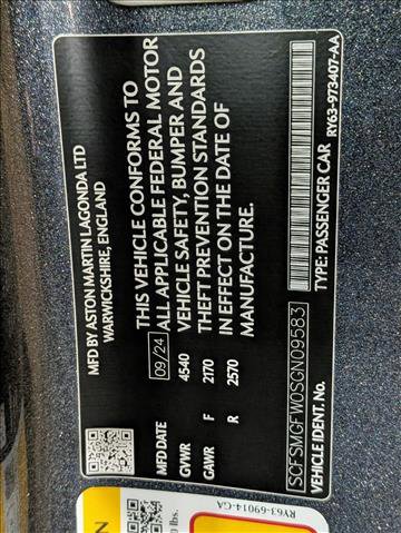 Used 2025 Aston Martin V8 Vantage Coupe RWD image 22