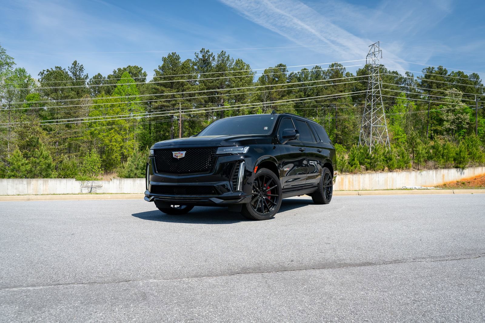 Used 2023 Cadillac Escalade V AWD/4WD image 2