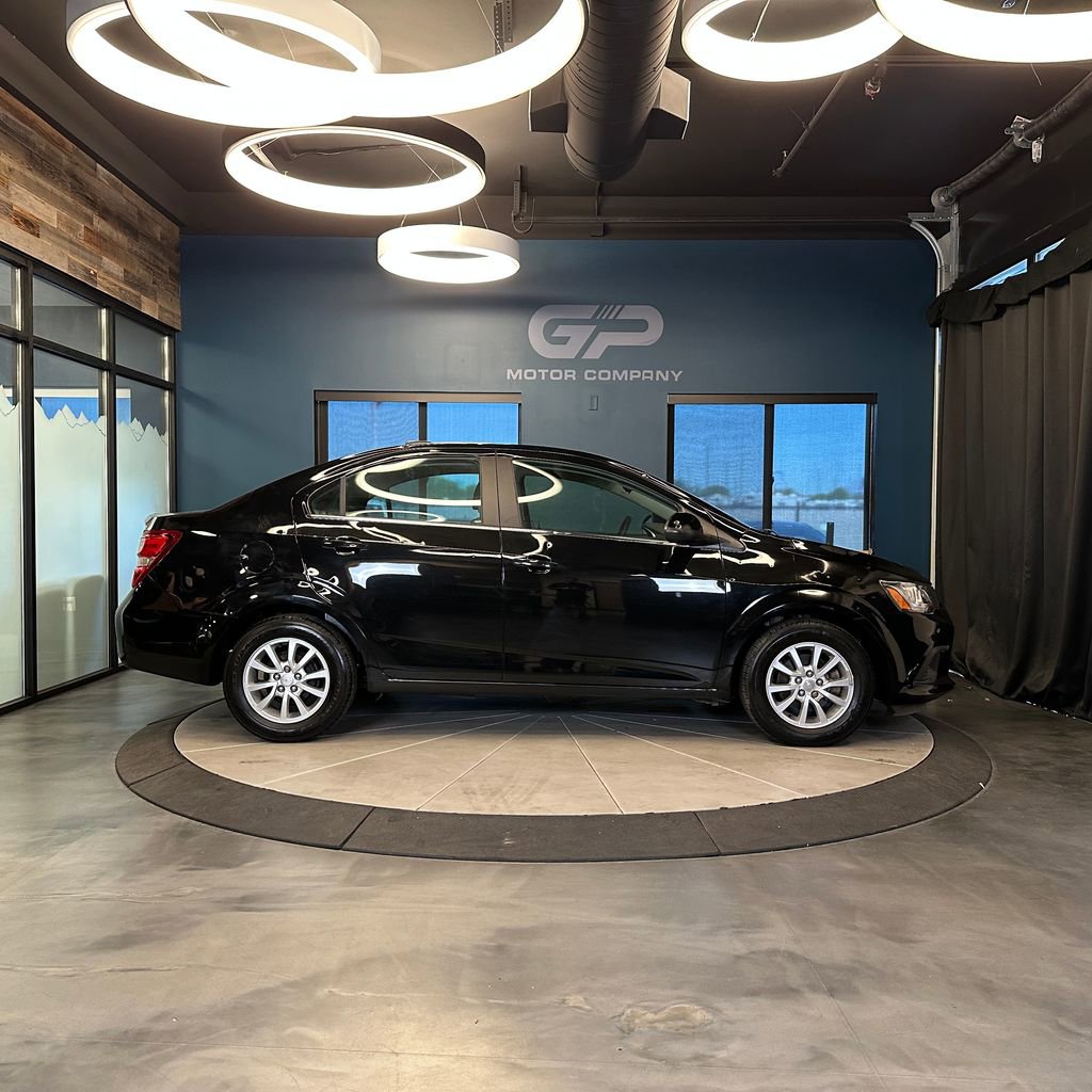 Used 2019 Chevrolet Sonic LT FWD image 2