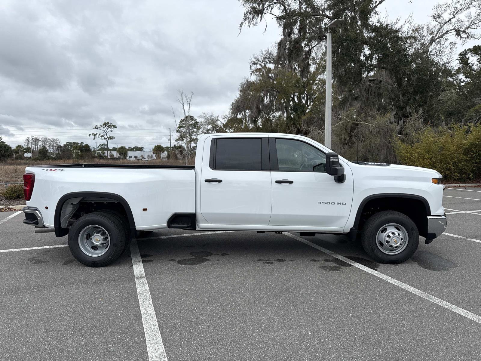 New 2026 Chevrolet Silverado 3500 W/T AWD/4WD image 2