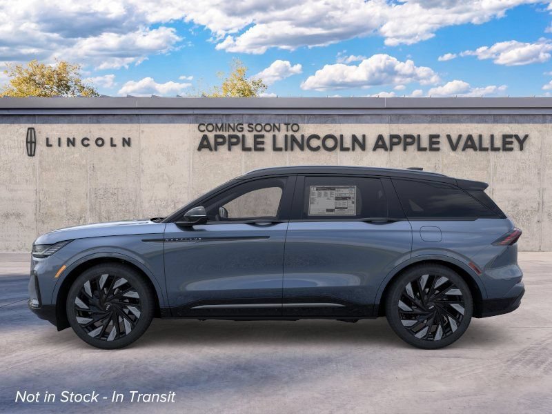 New 2026 Lincoln Nautilus Reserve w/ Jet Appearance Package AWD/4WD image 3