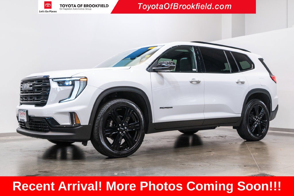 Used 2026 GMC Acadia Elevation w/ Black Edition AWD/4WD image 3