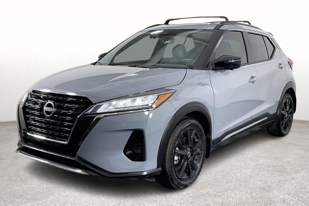 Used 2024 Nissan Kicks SR w/ SR Premium Package image 15