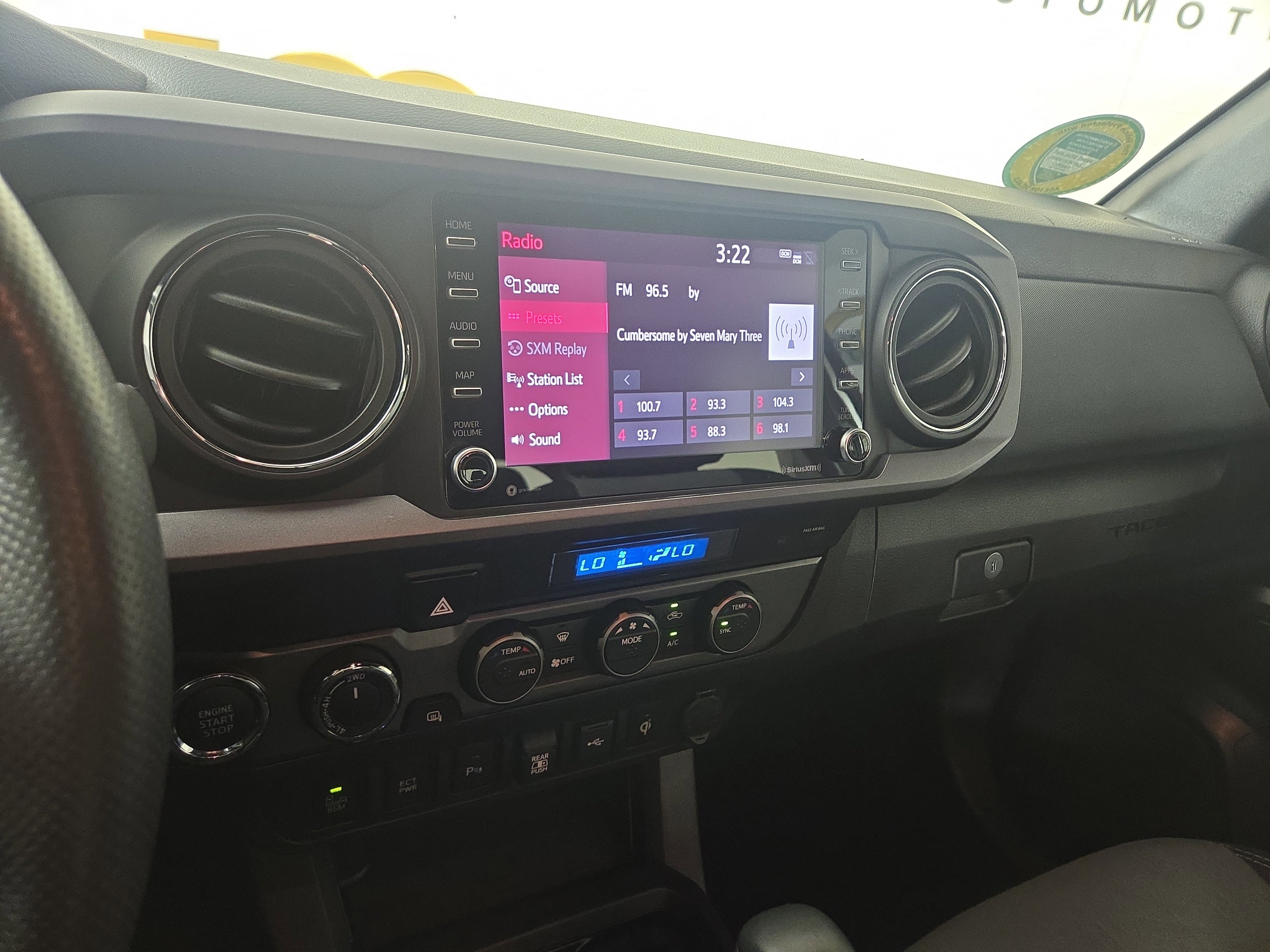 Used 2021 Toyota Tacoma TRD Sport w/ Technology Package image 20