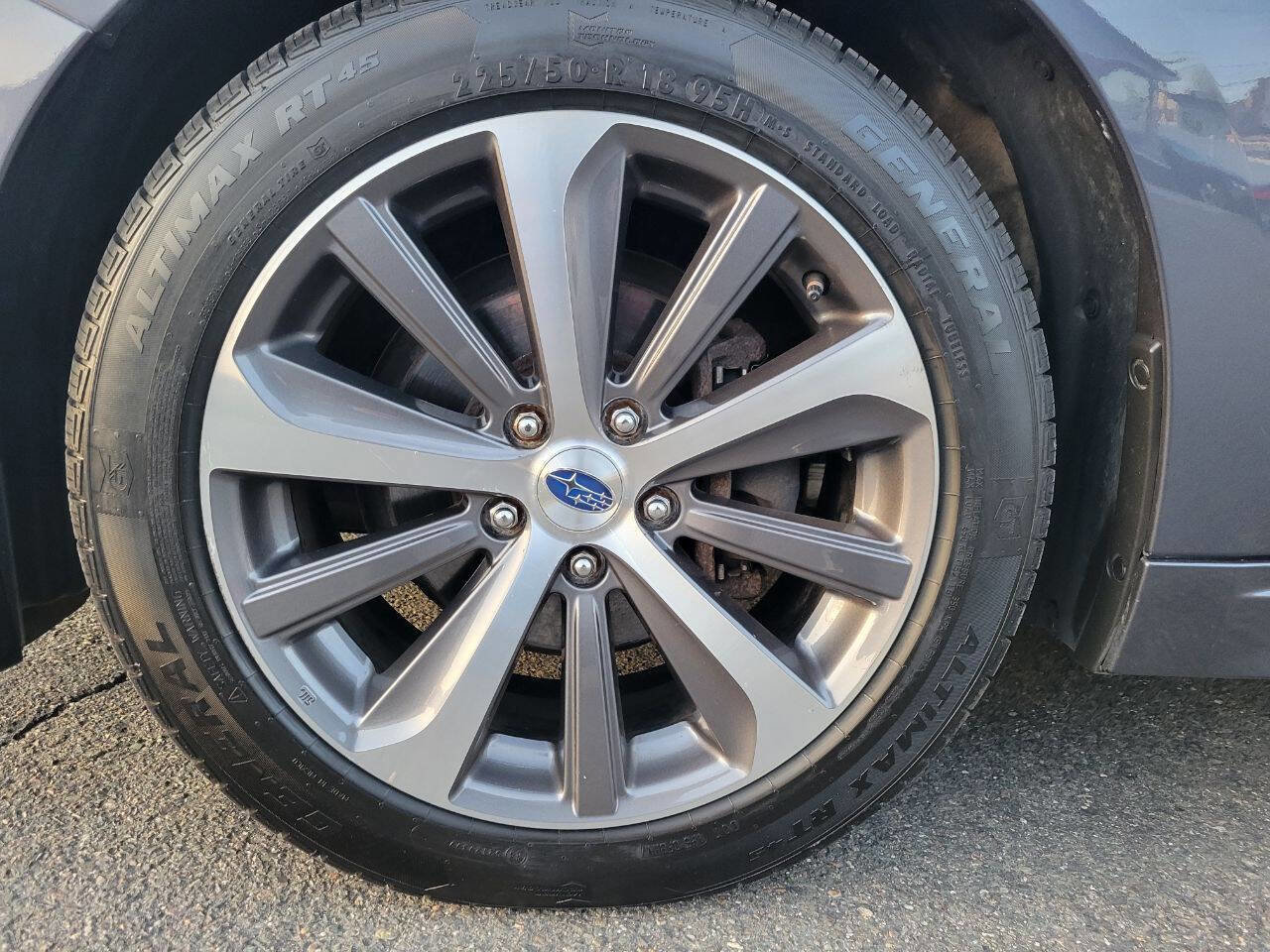 Used 2017 Subaru Legacy 2.5i Limited image 27