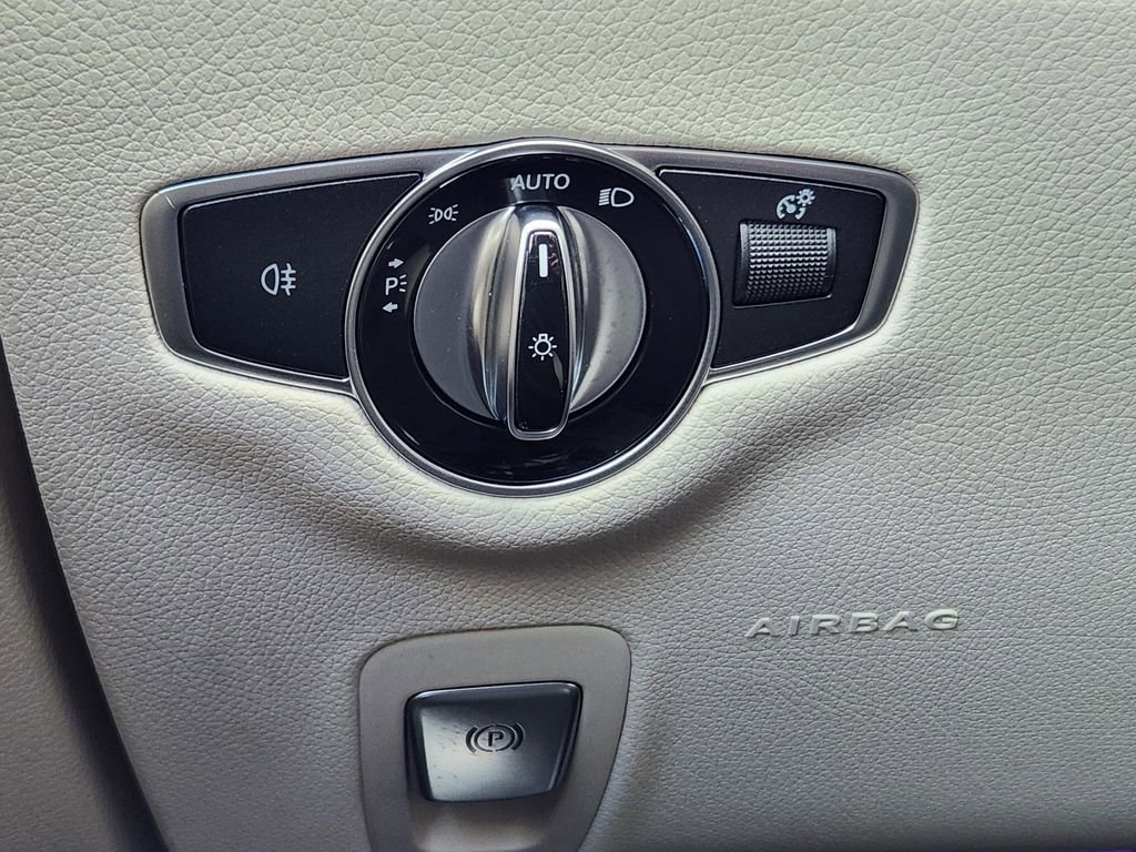 Certified 2023 Mercedes-Benz E 350 4MATIC Sedan image 21