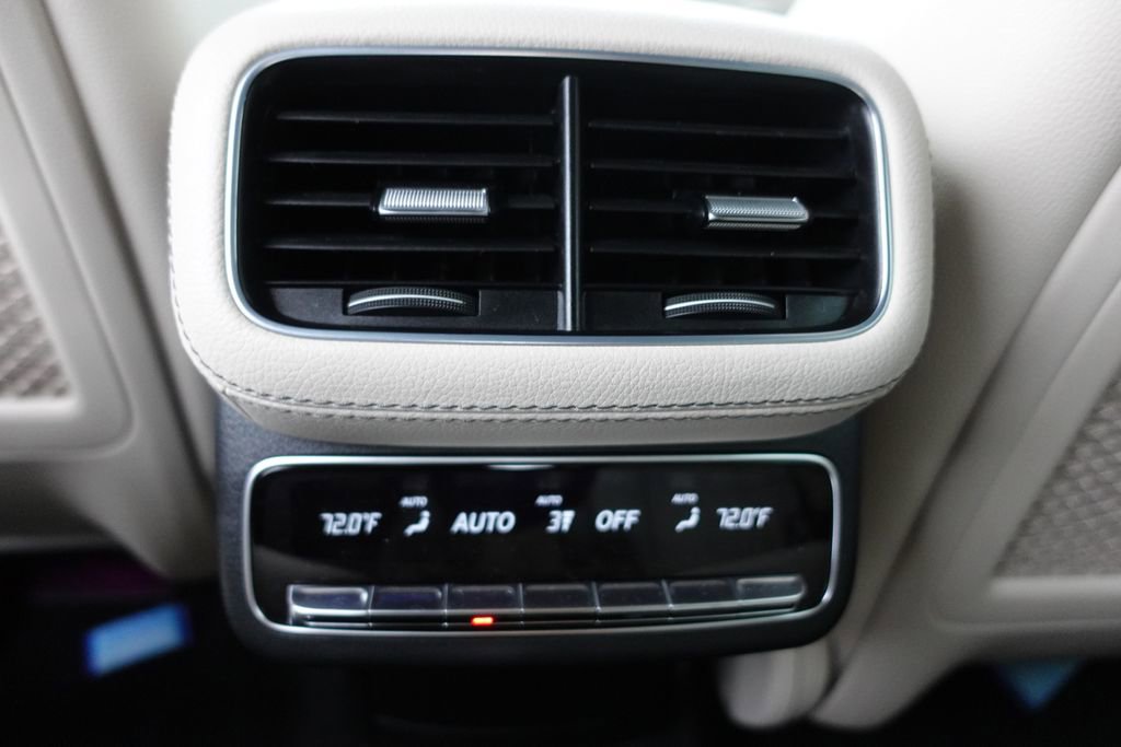 Used 2025 Mercedes-Benz GLS 450 4MATIC image 27